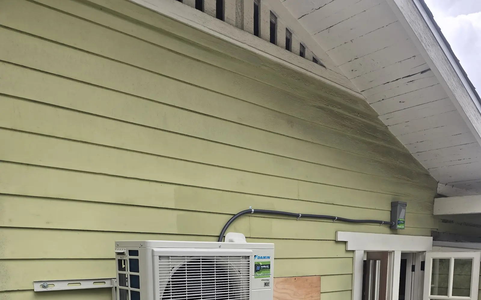 Top 8 Benefits of a Whole-Home Air Purifier