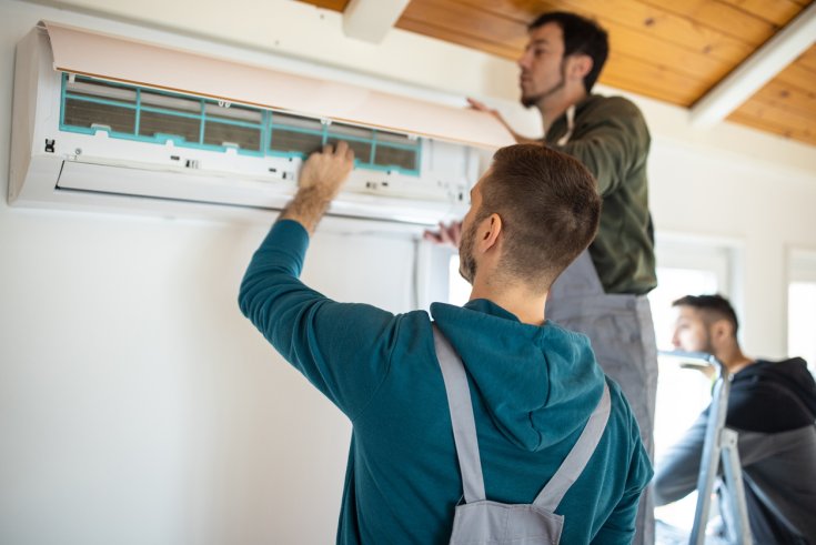 The Importance of Hiring a Licensed AC Installation Contractor